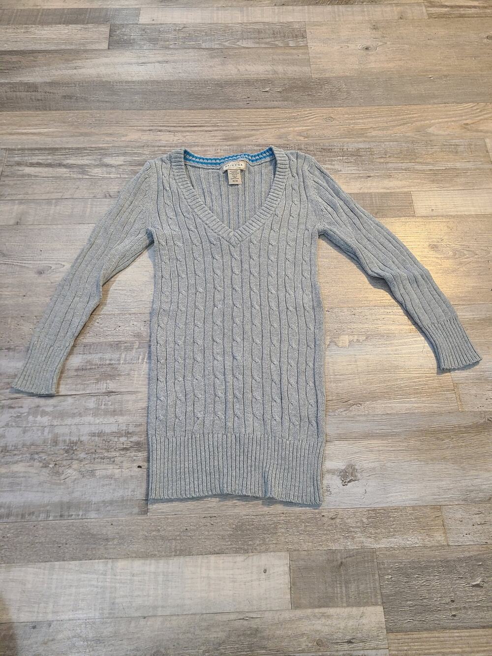 Arizona medium juniors grey tight knit sweater